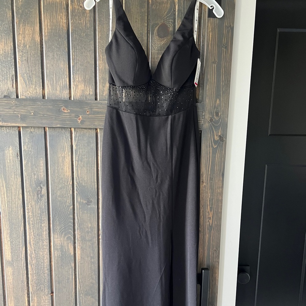 Jules & Cleo Black Dress